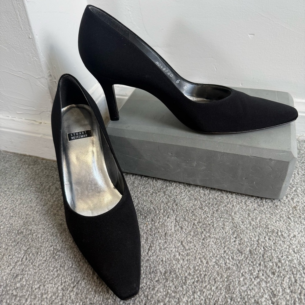 Stuart‎ Weitzman Black Heel Pumps